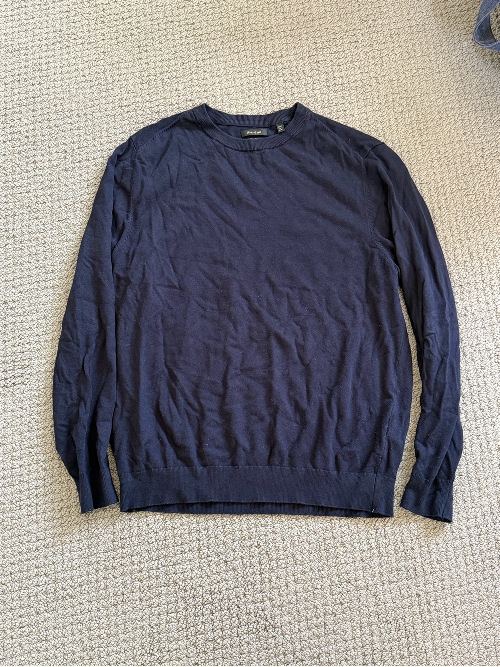 Men's Crewneck Sweater in Navy - Unbranded